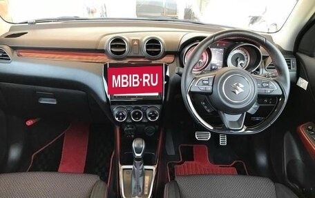 Suzuki Swift V, 2022 год, 1 255 000 рублей, 13 фотография