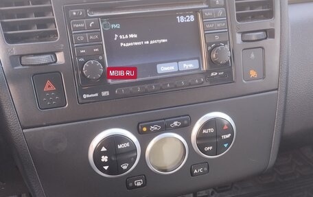 Nissan Tiida, 2011 год, 900 000 рублей, 8 фотография