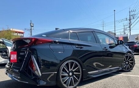 Toyota Prius IV XW50, 2021 год, 1 993 000 рублей, 5 фотография