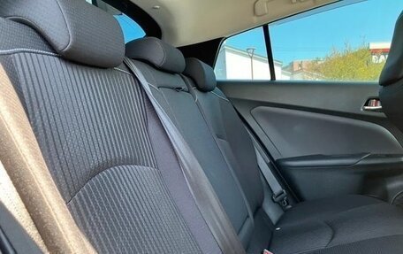 Toyota Prius IV XW50, 2021 год, 1 993 000 рублей, 26 фотография