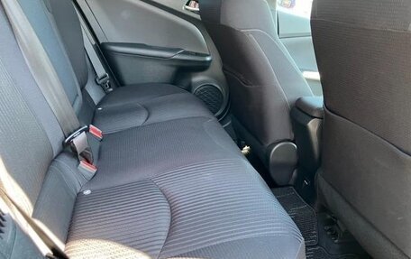 Toyota Prius IV XW50, 2021 год, 1 993 000 рублей, 29 фотография