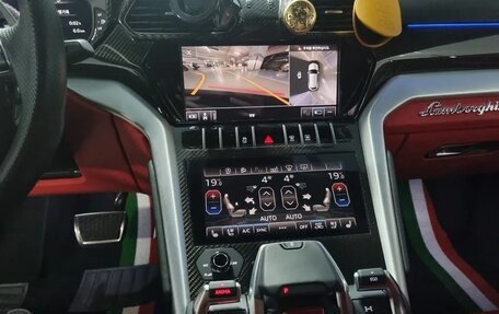 Lamborghini Urus I, 2021 год, 22 500 000 рублей, 8 фотография