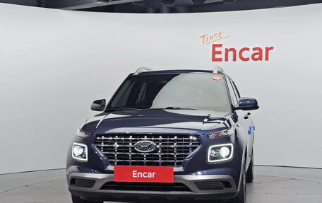 Hyundai Venue I, 2021 год, 1 750 000 рублей, 2 фотография