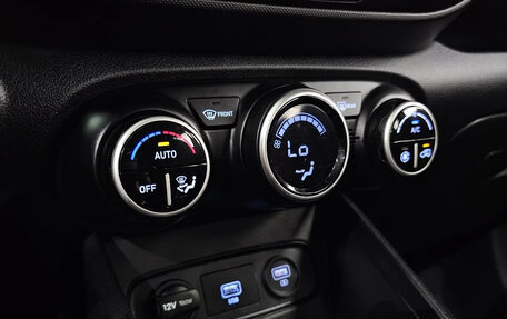 Hyundai Venue I, 2021 год, 1 750 000 рублей, 12 фотография