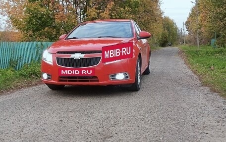 Chevrolet Cruze II, 2012 год, 680 000 рублей, 3 фотография
