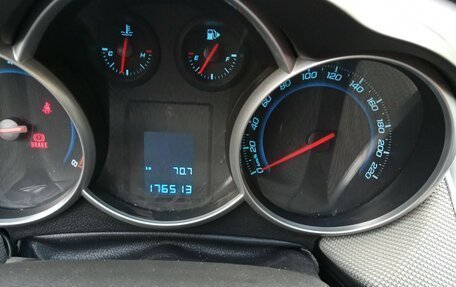 Chevrolet Cruze II, 2012 год, 680 000 рублей, 11 фотография