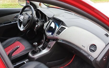 Chevrolet Cruze II, 2012 год, 680 000 рублей, 10 фотография