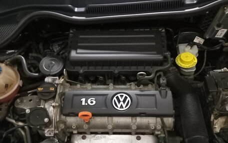 Volkswagen Polo VI (EU Market), 2012 год, 800 000 рублей, 2 фотография