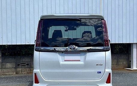 Toyota Noah III, 2021 год, 1 841 000 рублей, 4 фотография