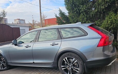 Volvo V90 Cross Country I рестайлинг, 2017 год, 3 300 000 рублей, 3 фотография