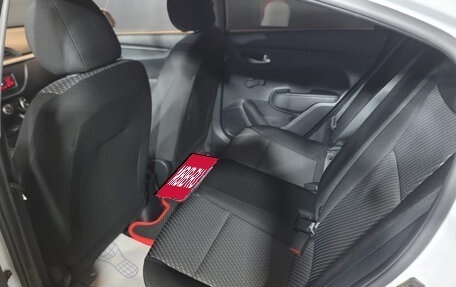 KIA Rio IV, 2018 год, 1 130 000 рублей, 8 фотография
