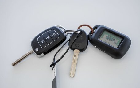 Hyundai Solaris II рестайлинг, 2015 год, 1 088 000 рублей, 33 фотография