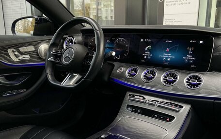 Mercedes-Benz E-Класс, 2021 год, 5 290 000 рублей, 31 фотография