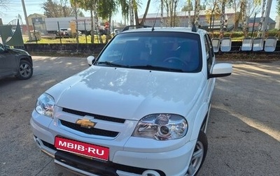 Chevrolet Niva I рестайлинг, 2014 год, 900 000 рублей, 1 фотография