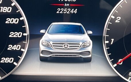 Mercedes-Benz E-Класс, 2018 год, 3 650 000 рублей, 3 фотография