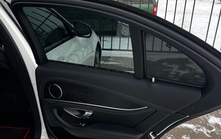 Mercedes-Benz E-Класс, 2018 год, 3 650 000 рублей, 24 фотография