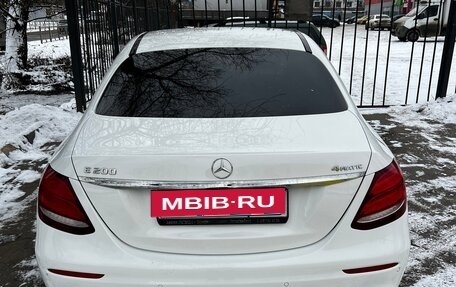 Mercedes-Benz E-Класс, 2018 год, 3 650 000 рублей, 30 фотография