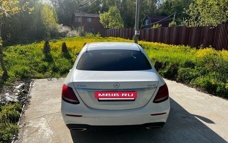 Mercedes-Benz E-Класс, 2018 год, 3 650 000 рублей, 39 фотография