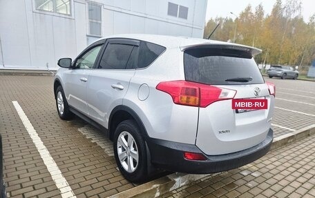 Toyota RAV4, 2013 год, 1 750 000 рублей, 5 фотография