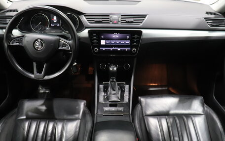 Skoda Superb III рестайлинг, 2018 год, 1 855 000 рублей, 9 фотография