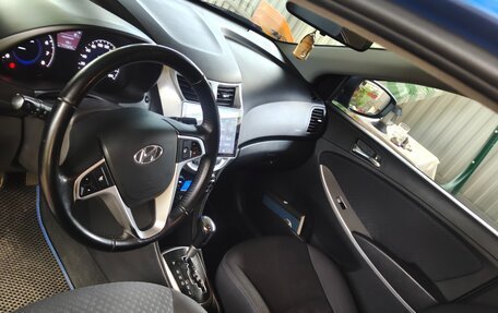 Hyundai Solaris II рестайлинг, 2011 год, 900 000 рублей, 9 фотография