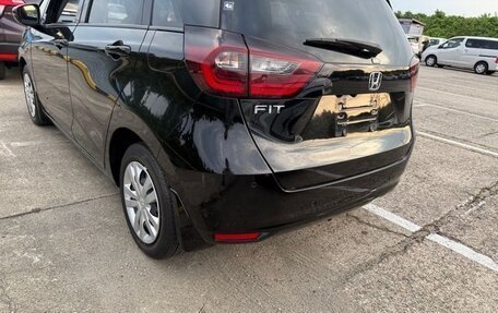 Honda Fit, 2022 год, 1 200 000 рублей, 7 фотография