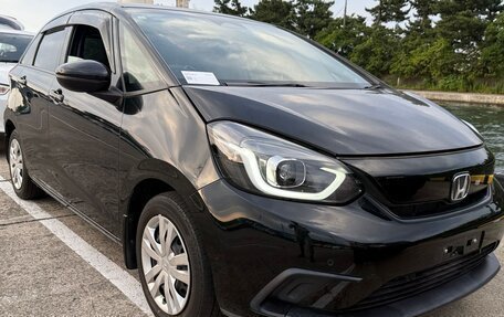 Honda Fit, 2022 год, 1 200 000 рублей, 2 фотография