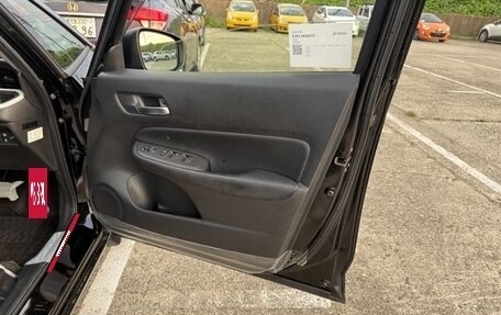 Honda Fit, 2022 год, 1 200 000 рублей, 34 фотография