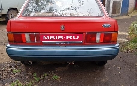 Ford Escort IV, 1987 год, 180 000 рублей, 2 фотография
