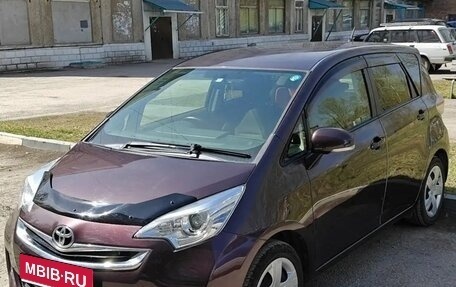 Toyota Ractis II, 2014 год, 930 000 рублей, 1 фотография