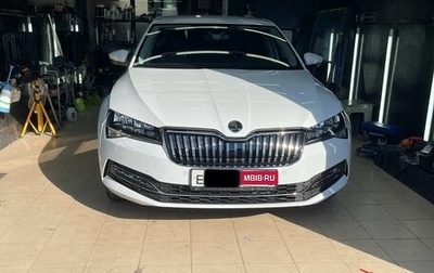 Skoda Superb III рестайлинг, 2022 год, 3 600 000 рублей, 1 фотография