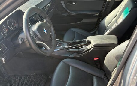 BMW 3 серия, 2010 год, 875 000 рублей, 11 фотография
