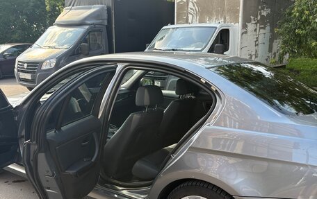 BMW 3 серия, 2010 год, 875 000 рублей, 5 фотография