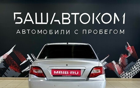 Daewoo Nexia I рестайлинг, 2011 год, 200 000 рублей, 6 фотография
