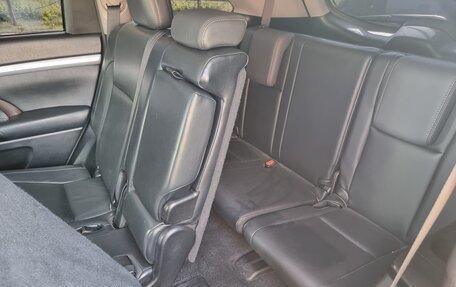 Toyota Highlander III, 2015 год, 3 200 000 рублей, 15 фотография