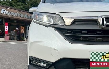 Honda Freed II, 2021 год, 1 420 000 рублей, 2 фотография