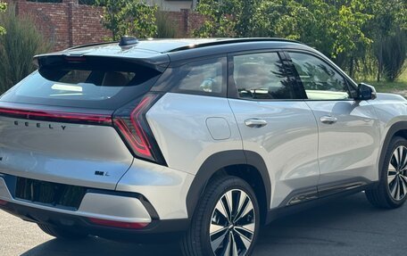 Geely Atlas, 2025 год, 2 950 000 рублей, 3 фотография