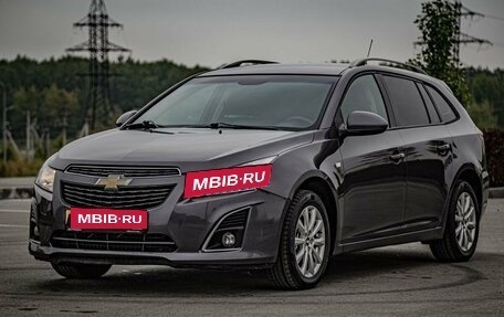 Chevrolet Cruze II, 2013 год, 745 000 рублей, 4 фотография