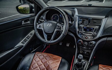 Hyundai Solaris II рестайлинг, 2014 год, 720 000 рублей, 19 фотография