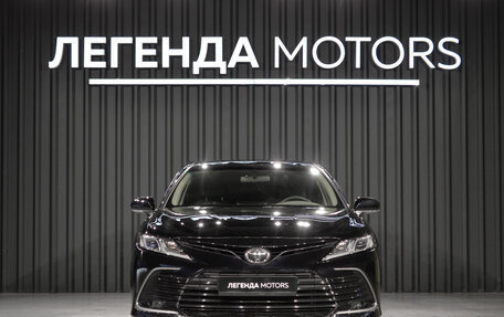 Toyota Camry, 2022 год, 2 690 000 рублей, 2 фотография