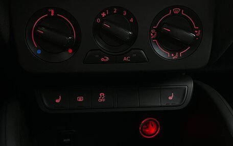 Audi A1, 2012 год, 1 045 000 рублей, 17 фотография