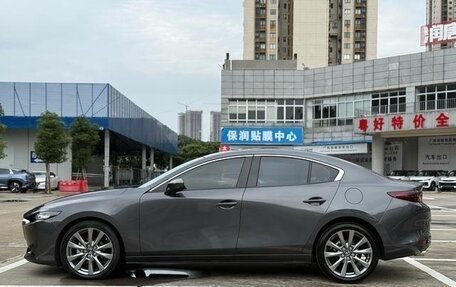 Mazda 3, 2022 год, 1 650 000 рублей, 7 фотография