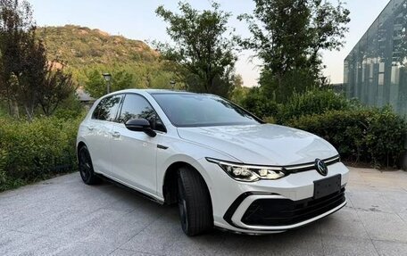 Volkswagen Golf VIII, 2022 год, 1 810 000 рублей, 3 фотография