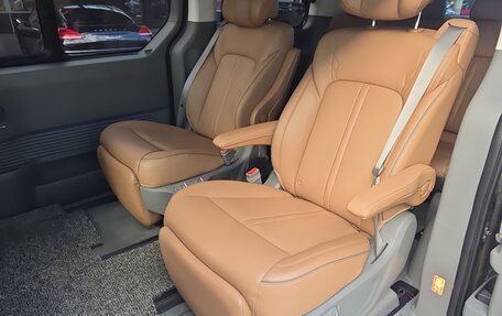 Hyundai Staria, 2023 год, 5 300 000 рублей, 6 фотография