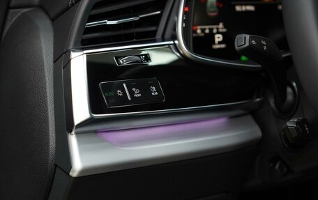 Audi Q8 I, 2025 год, 13 200 000 рублей, 10 фотография