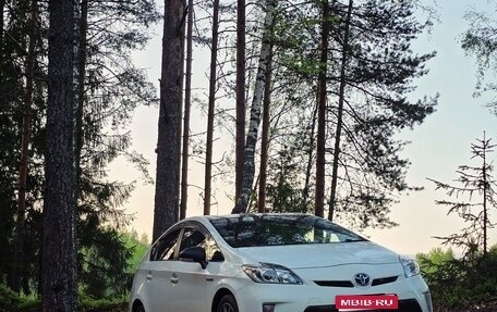 Toyota Prius, 2012 год, 1 200 000 рублей, 1 фотография