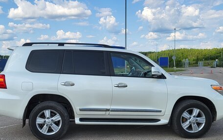 Toyota Land Cruiser 200, 2014 год, 3 600 000 рублей, 4 фотография