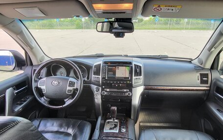 Toyota Land Cruiser 200, 2014 год, 3 600 000 рублей, 7 фотография