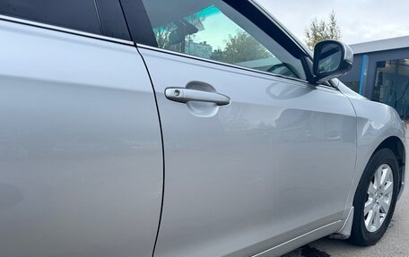 Toyota Camry, 2010 год, 1 200 000 рублей, 14 фотография