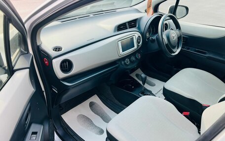 Toyota Vitz, 2013 год, 769 000 рублей, 12 фотография